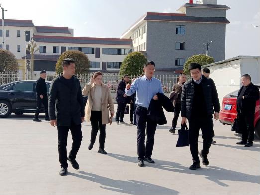 南充市市领导赴西充雅娴推进上市进程 南充市市领导赴西充雅娴推进上市进程